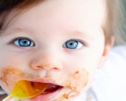 Правильное питание малыша в первые годы жизни